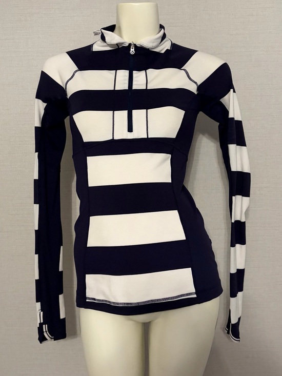 lululemon athletica Tops - Size 4 lululemon athletica Striped 1/4-Zip Long Sleeve Reversible Top